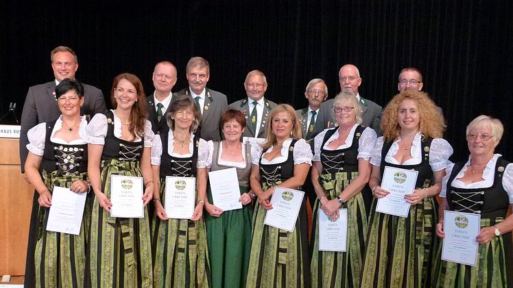 Bezirks-, BSSB- und Gauehrungen Foto: Lothar Weidner