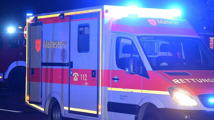 In der Nacht auf Donnerstag wurde ein Autofahrer auf der A93 schwer verletzt. Symbolfoto: Ronald Rinklef