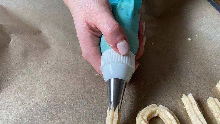 spritzbeutel-spritzgebaeck