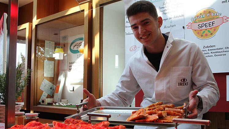 Dennis Lopez hat den Brotaufstrich "Spread'n Bake" mitentwickelt.  Foto: Sonny Adan