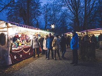Der Mitwitzer Weihnachtsmarkt findet immer in einem außergewöhnlichen Ambiente statt. Foto: Archiv
