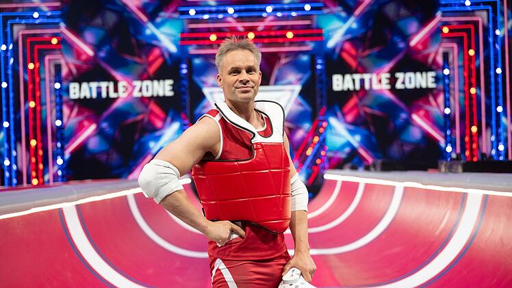 Sebastian (47) war schon in den 90er-Jahren Fan der Originalshow "American Gladiators". F&uuml;r ihn wird mit der Teilnahme am Revival ein Traum wahr - aber er muss verletzungsbedingt aufgeben.