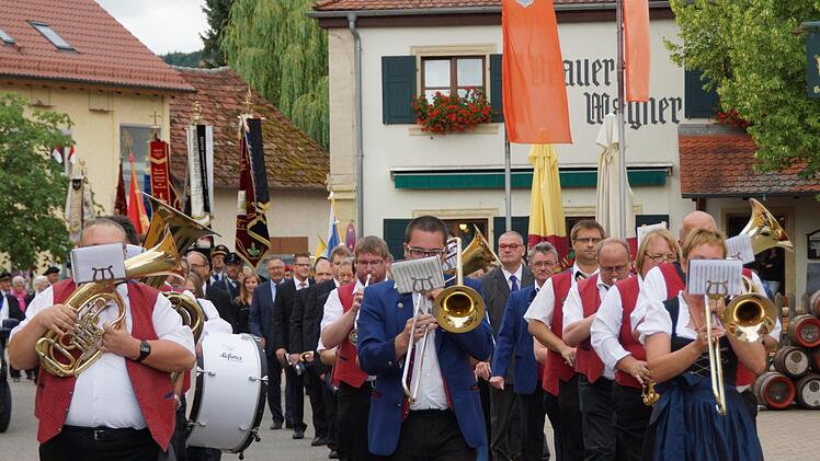 Kirchenparade 1000 Jahre Kemmern. Foto: Johannes Michel