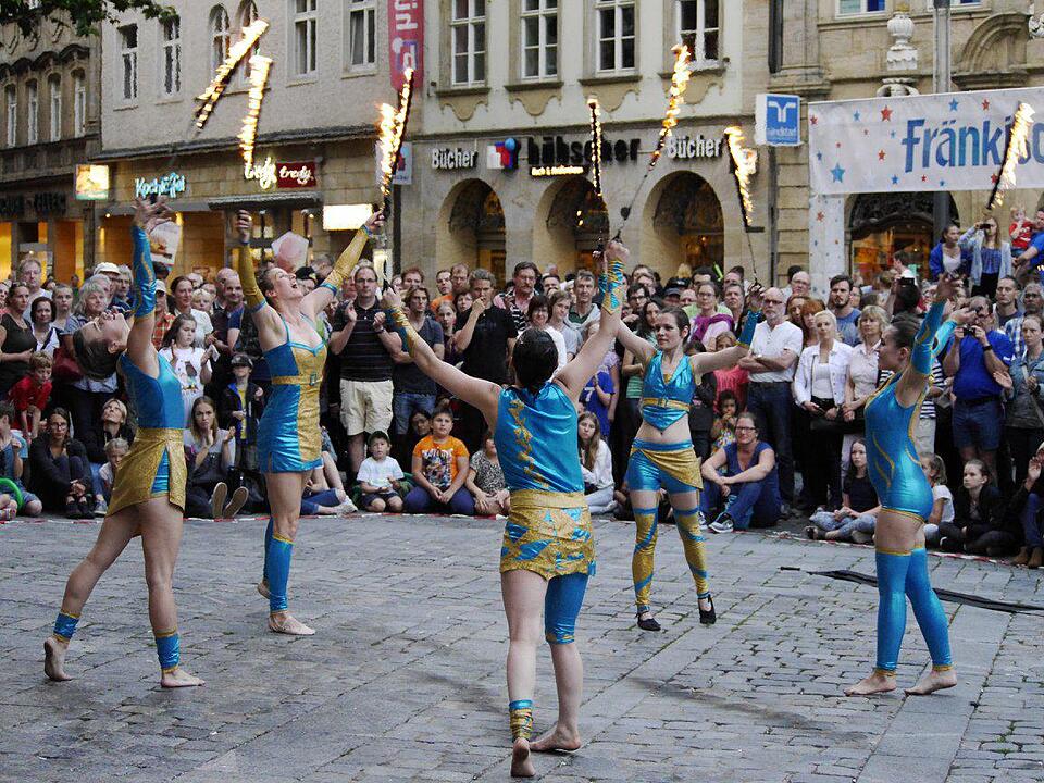 Vom 14. bis 16. Juli 2017 fand in Bamberg zum 19. Mal das internationale Straßen- und Varietéfestival "Bamberg Zaubert" statt.