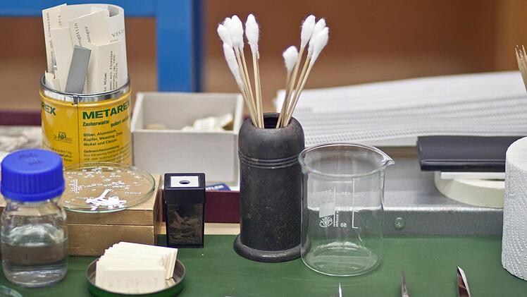 Werkzeug, das bei der Reinigung verwendet wird.Foto: Jochen Berger