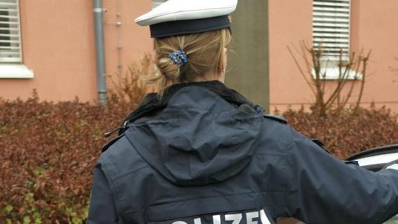 Die neue Farbe der Polizei ist Blau. Seit 19. März sind auch alle Beamten der Kulmbacher Inspektion mit dem neuen Outfit ausgestattet.Peter Müller