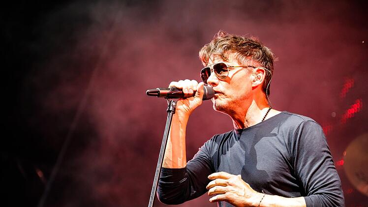 a-ha-Sänger Morten Harket beim Konzert in Coburg.Foto: Matthias Hoch