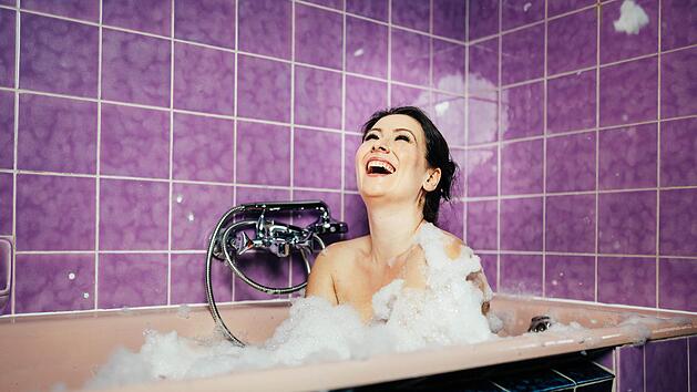 So wirbt das Landestheater Coburg für die Premiere von Paul Hindemiths Oper "nweues vom Tage".Foto: Sebastian Buff