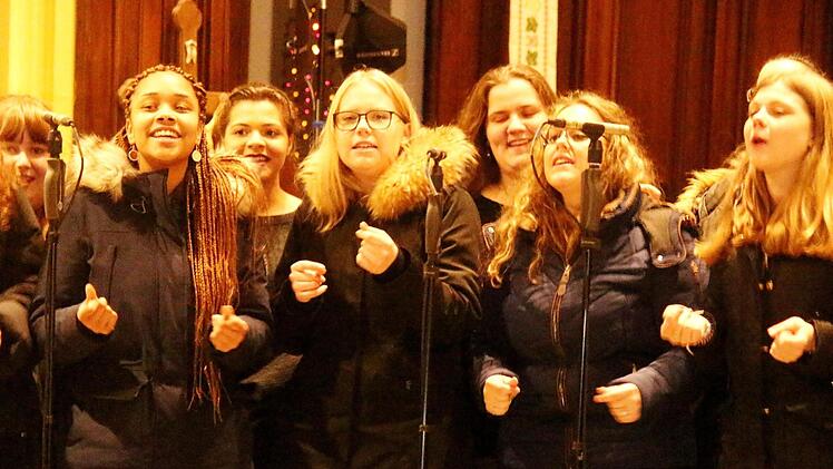 Die Frauenstimmen des Chors Young ClassX - Foto: Dietz