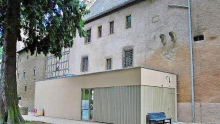 Knapp 60 Quadratmeter Nutzfläche umfasst der neue Anbau für Küche, Lager und Behinderten-WC.