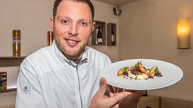 Carmelo Mirco Iuliano hat schon in Sterne-K&uuml;chen gekocht. Nun zieht es ihn nach Kronach. Foto: Corinna Igler