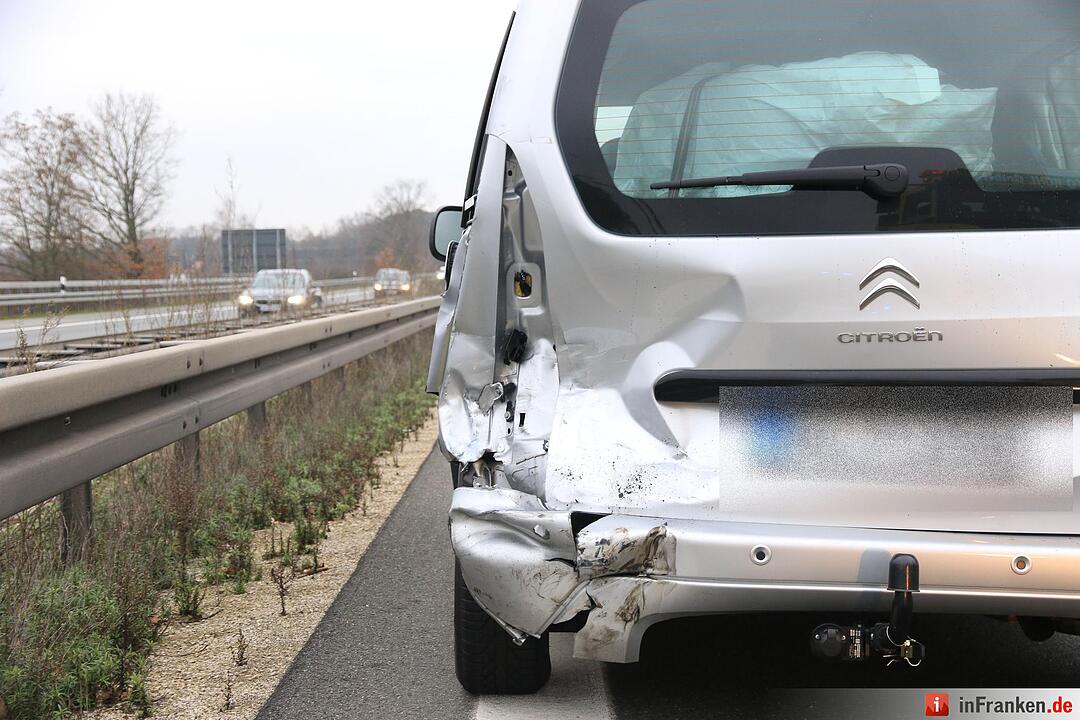 Unfall auf A3 bei Erlangen-West