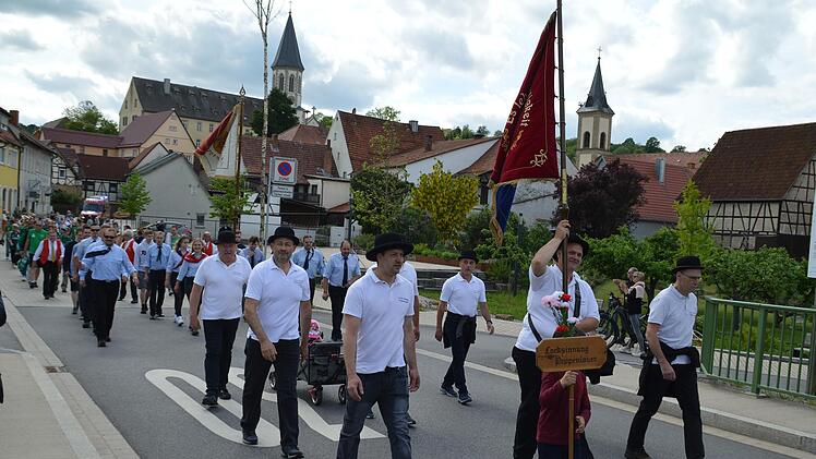Eindrücke vom Jubiläumsfest des ASV Forelle Poppenlauer Foto: Annette Warmuth
