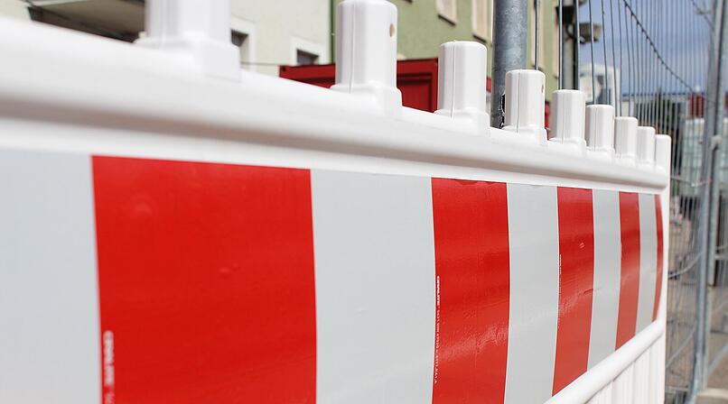 Kreisstra&szlig;e KT50 bei Geiselwind f&uuml;r mehrere Monate einseitig gesperrt