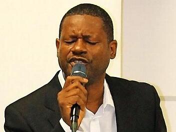 Charles Johnson bei seinem Konzert in Hutschdorf Foto: privat