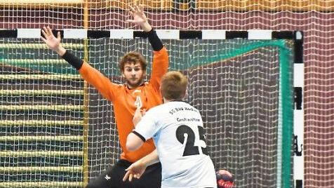 Trotz der mauen Saison hat das Eberner Torhüterduo Paul Schad (links) und Luca Ospel eine starke Leistung gezeigt.  Fotos: Ryan Evans