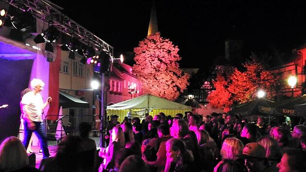 Partyspaß bis in die Nacht verspricht Musik & Märkte.  Foto: Kilian Düring