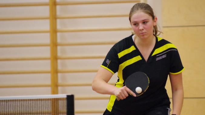 Talida Reuschüssel vom TTC Rödental: Zweifachsiegerin in der AK 18.Hans Franz