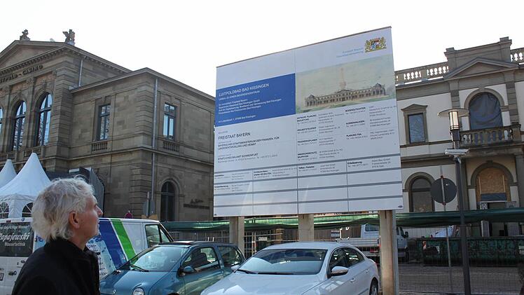 Der Freistaat baut aktuell das Luitpoldbad zum Behördenzentrum um, dort wird zwar Platz für 120 Mitarbeiter geschaffen, allerdings sind die Flächen bereits für drei Einzel-Behörden verplant. Foto: Thomas Mäuser