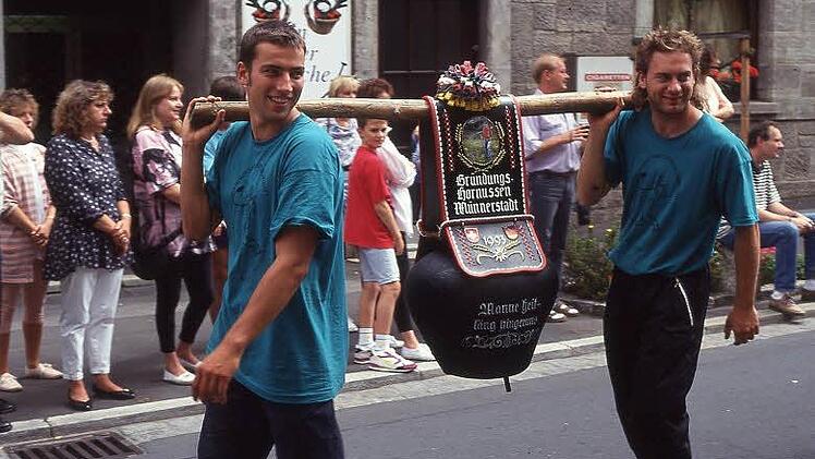 Hornusserfest in den 1990er Jahren in Münnerstadt. Foto: Archiv /Heike Beudert