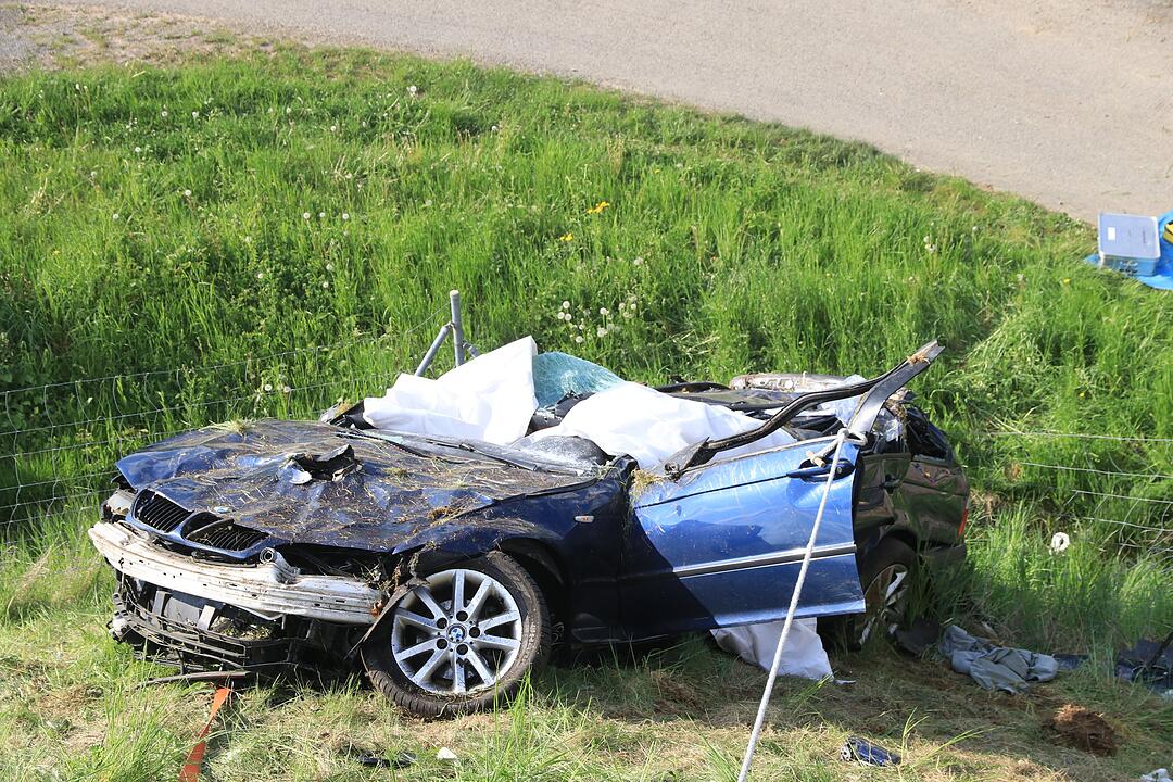 Ehepaar stirbt bei Unfall auf A71