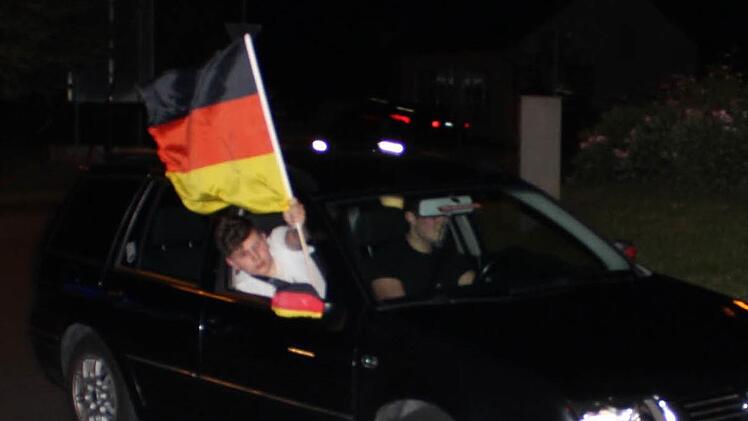 Am Karpfenkreisel kreiselten nur wenige Autos. Foto: Andreas Dorsch