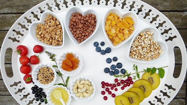 Müsli, Trockenfrüchte und vieles mehr - die 15 Super-Food-Produkte des Unternehmers Jochen Schweizer sind nun unter der gleichnamigen Marke bei Edeka erhältlich. Symbolbild: silviarita/pixabay.com