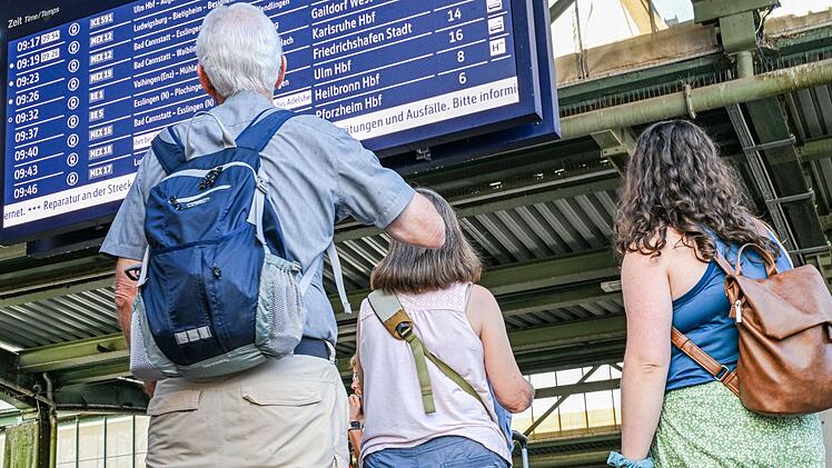 Nach dem bundesweiten Ausfall bei der Deutschen Bahn - Stuttgart