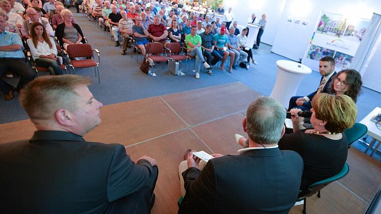 Wahlforum der Saale-Zeitung am 1. September 2016 in der Georgi-Halle, Bad Brückenau. Foto: Ronald Rinklef