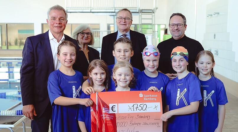 Schwimmwette im Bambados: Sch&uuml;ler &uuml;bertreffen alle Erwartungen