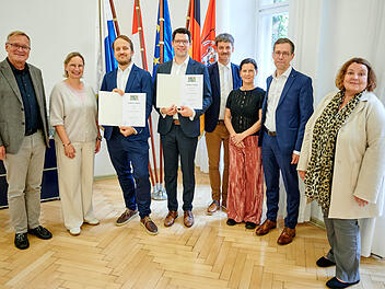 Auszeichnung für Bamberger Symphoniker - Musiker im Rathaus geehrt