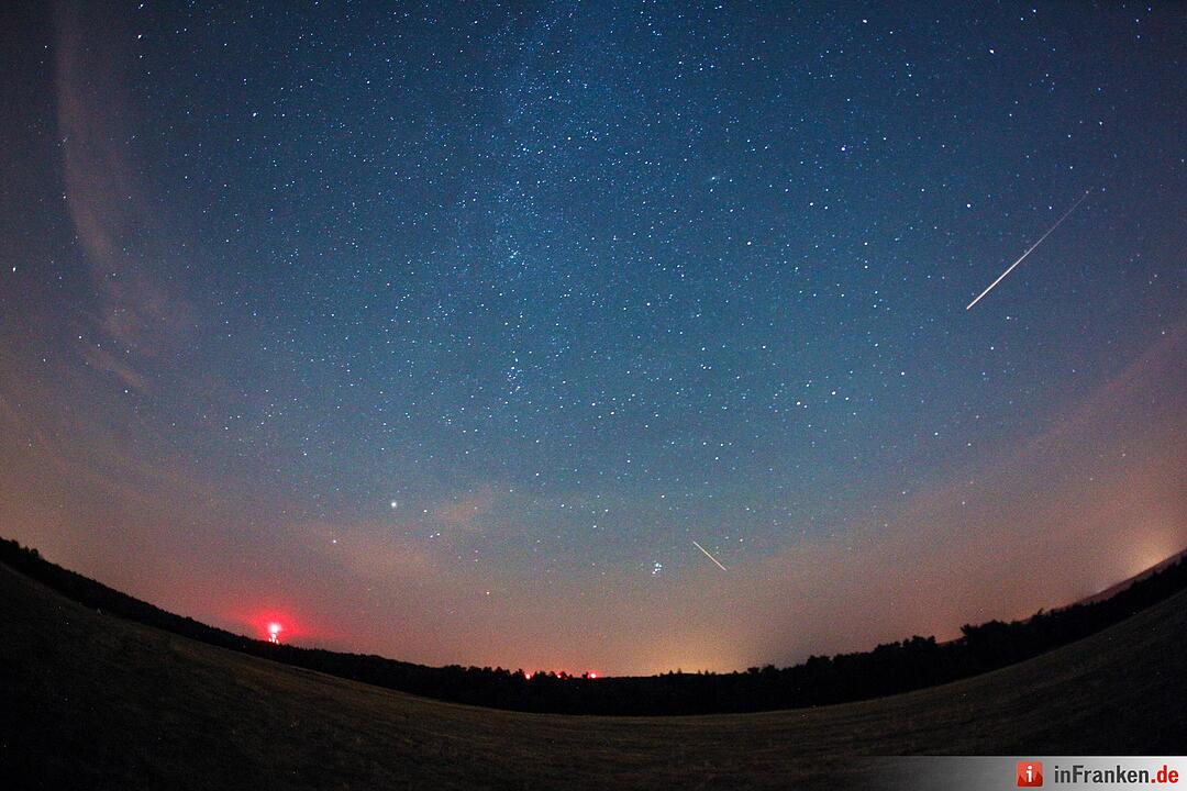 Sternschnuppen-Regen ueber Franken