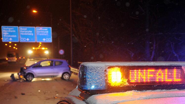 Die Zahl der Verkehrsunfälle in Mittelfranken ist im Jahr 2017 gestiegen. Symbolfoto: Jürgen Mahnke dpa