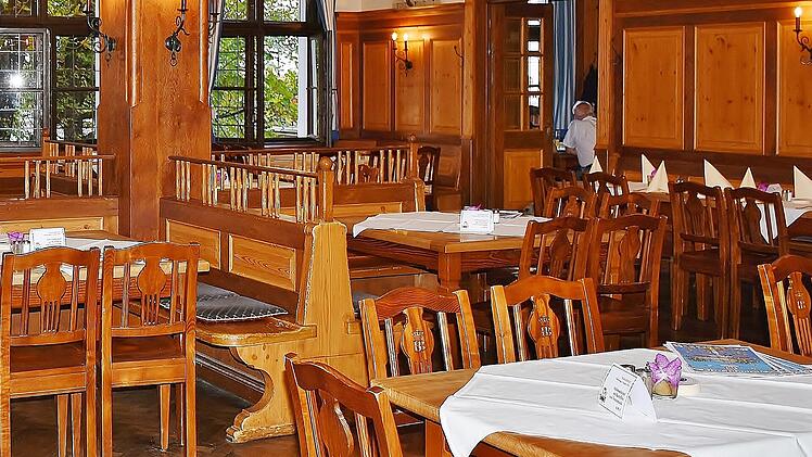 Gasthaus, Gasthof, Wirtschaft, Lokal, Restaurant, Speisesaal, Holz