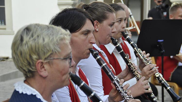 Das Symphonische Blasorchester Volkach ist ein Synonym für erlesene konzertante und symphonische Blasmusik, die jeden Blasmusikfreund begeistert.Peter Klopf