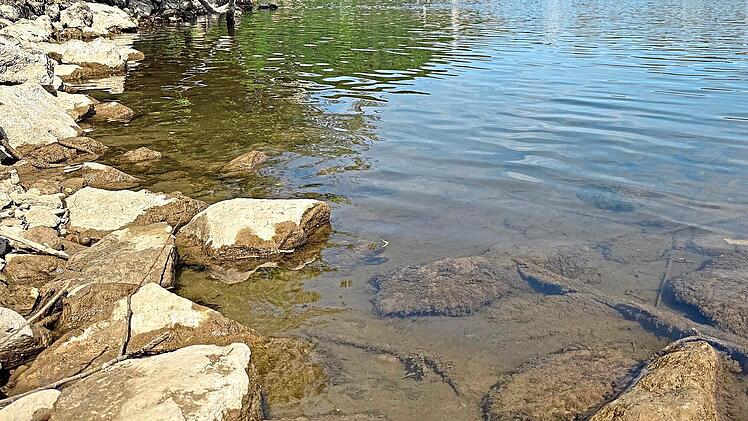 Aufgrund des Niederschlagswasserdefizits in den vergangenen Wochen kommt es im Kreis Kulmbach zu sinkenden Wasserst&auml;nden.Archiv/Beate Weigert