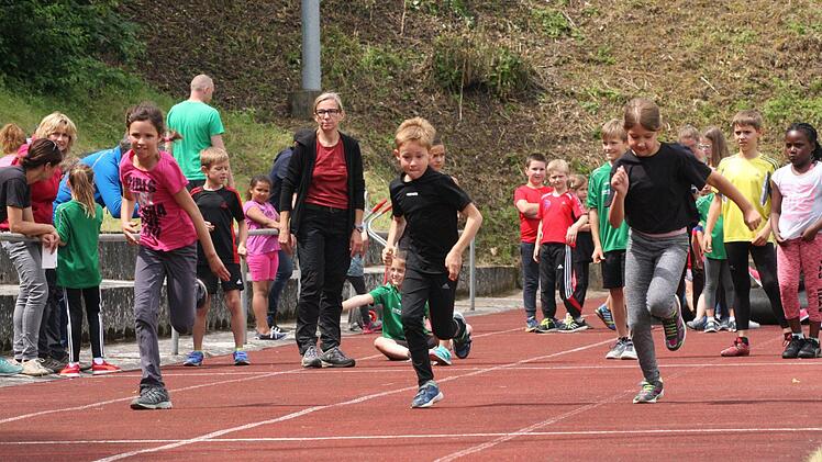 Altersgerechte Kinderleichtathletik wird beim Sportfest in Ramsthal stets großgeschrieben.