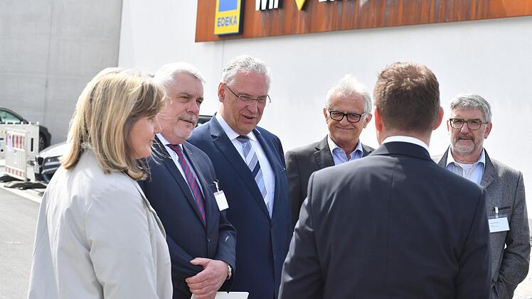 Impressionen vom Spatenstich am Montag.Ronald Rinklef