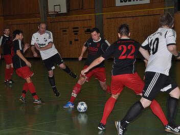 Der VfR Johannisthal zeigte sich in der Gruppe 2 vor allem in seinen ersten drei Begegnungen sehr spielfreudig und besiegte unter anderem den ATSV Gehülz deutlich mit 6:0. Foto: Herbert Kalb