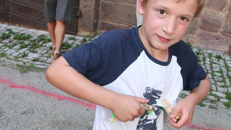 Finn Herber hatte Spaß beim Fledermaus-Rennen.