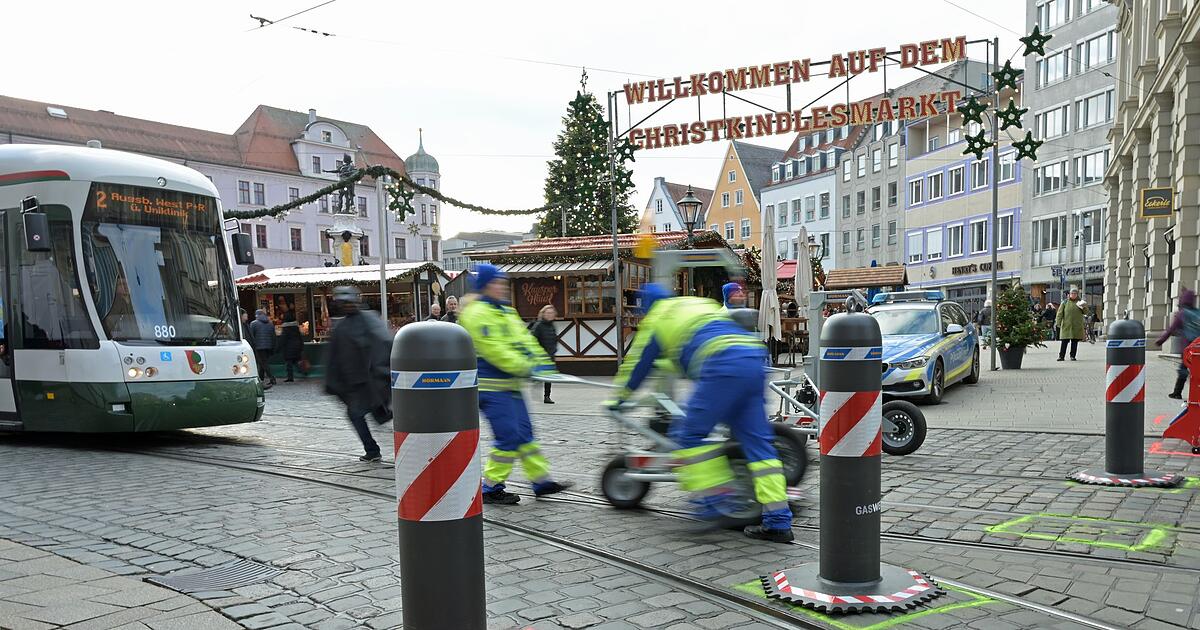 Poller-werden-im-Minutentakt-neben-Weihnachtsmarkt-bewegt