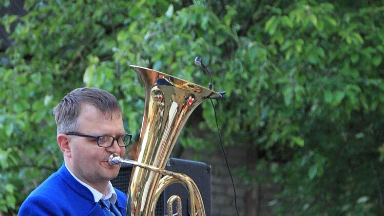 Georg M&uuml;ller bei seinem Solo "Ernst im Allg&auml;u"Angelina H&auml;u&szlig;inger