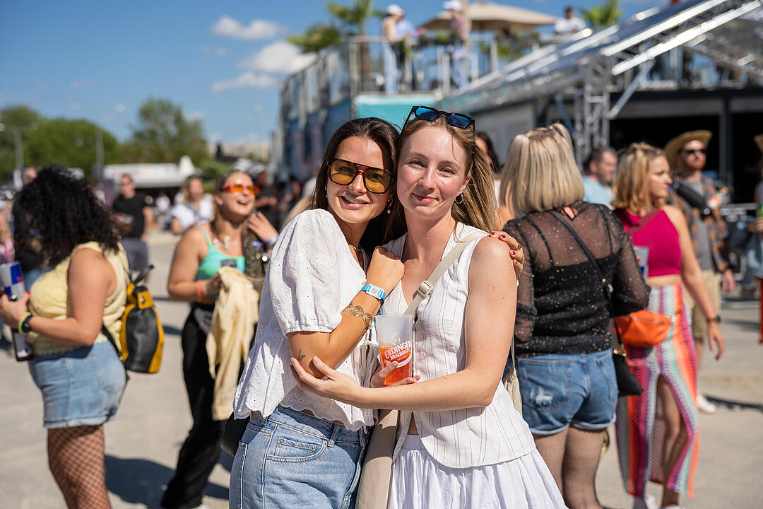 Das Sommerfestival f&uuml;r alle, die feiern, tanzen und einfach gl&uuml;cklich sein wollen!