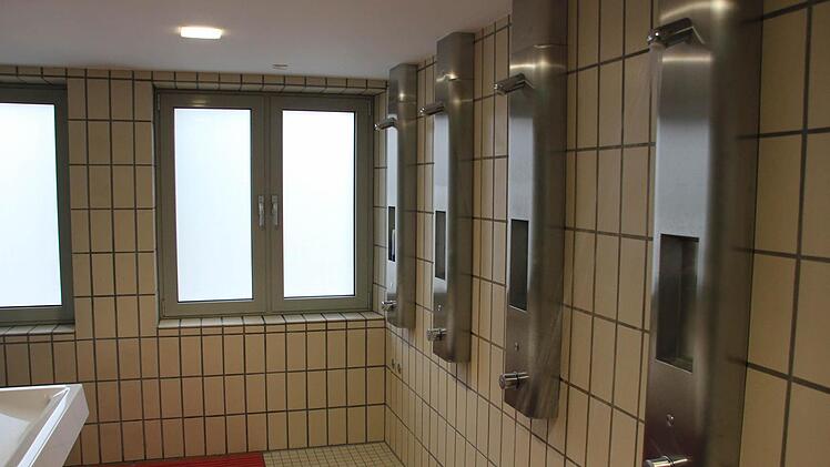 Die Duschen wurden den aktuellen Anforderungen angepasst.
