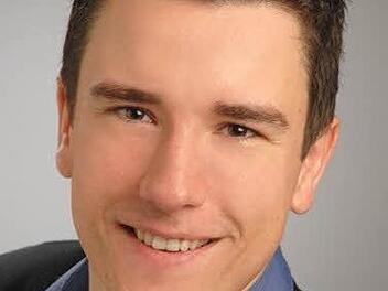 Dennis Busch