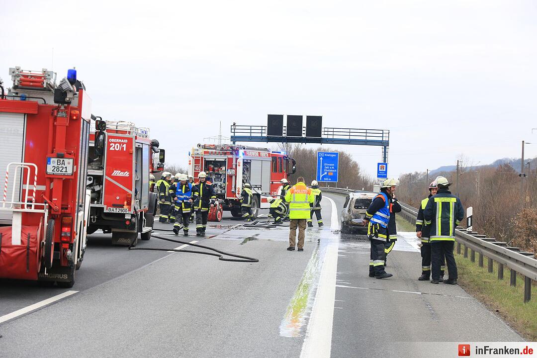 Pkw-Brand auf A70 bei Eltmann