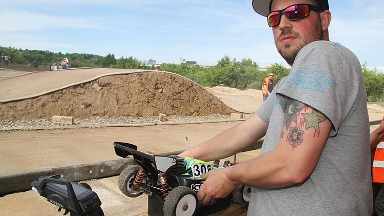 Ob Buggy oder Truggy, Modellauto-Fans kamen auf ihre Kosten