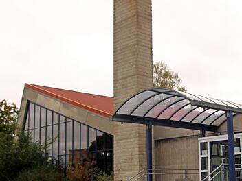 Das Hallenbad des Landkreises in Hofheim  Foto: Günther Geiling/Archiv