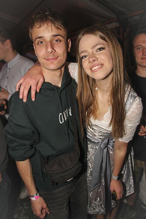 Mit der Partyband "Popnach8"!