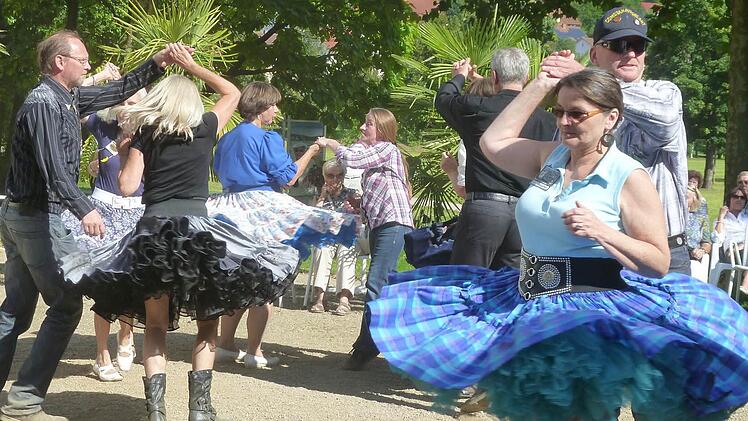 Passend zum Motto "Country und Western" wird beim Burkardrother Marktfest am 12. Mai Squaredance zu sehen sein.  Foto: privat